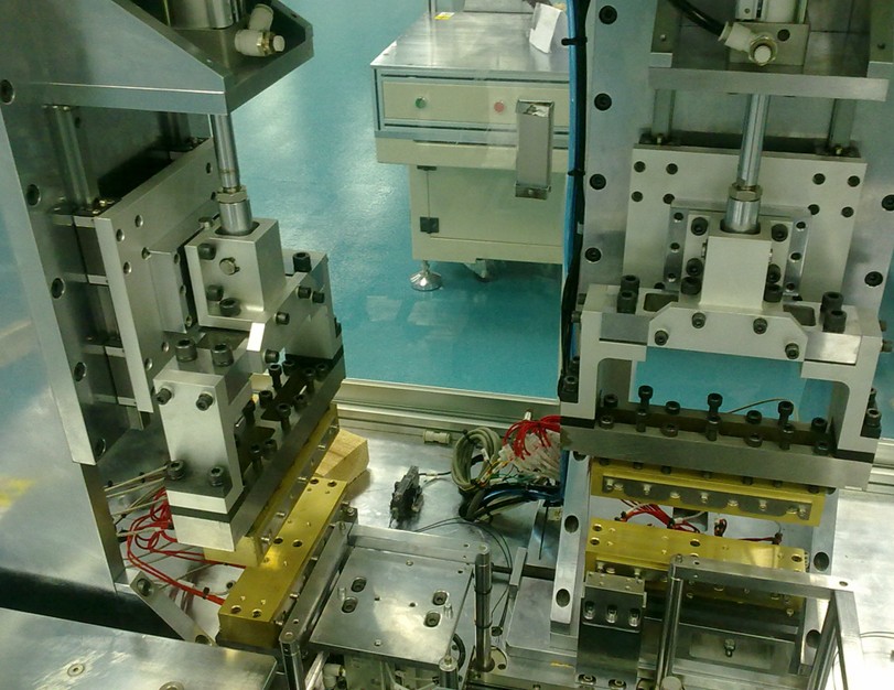 頂側(cè)封機(jī) 新能源ATL工藝